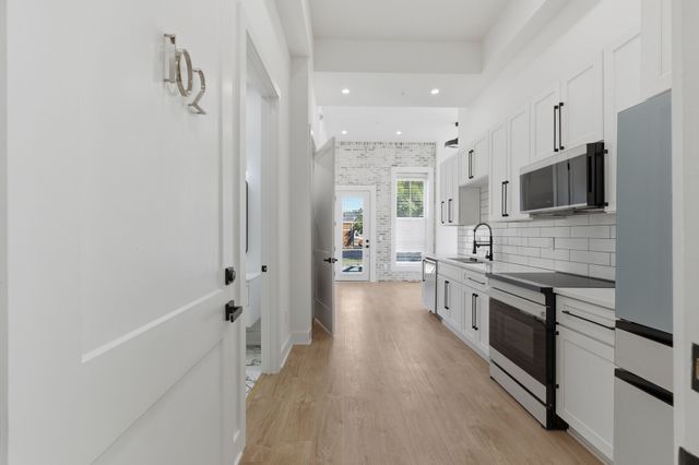 1600 10th Ave N Unit 102, Nashville, TN 37208