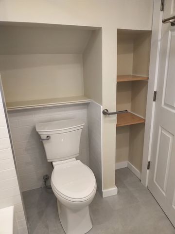 50 Waltham St 11, Boston, MA 02118