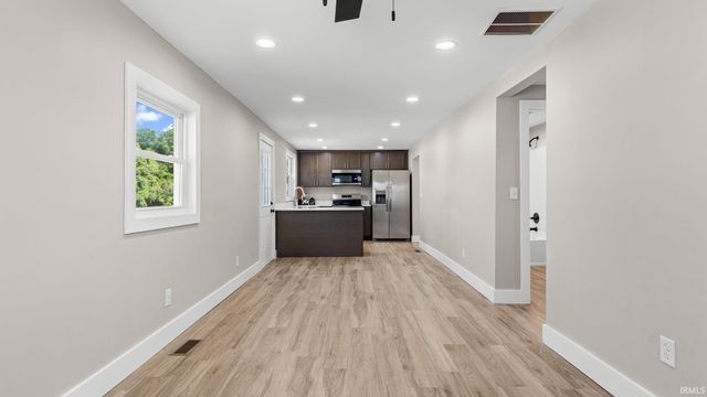 1819 Magnolia Lane, Bedford, IN 47421
