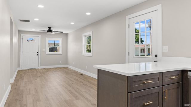 1819 Magnolia Lane, Bedford, IN 47421