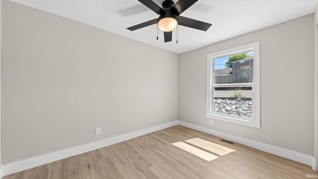 1819 Magnolia Lane, Bedford, IN 47421