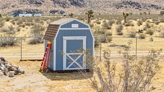 25433 Keator Road, Apple Valley, CA 92307