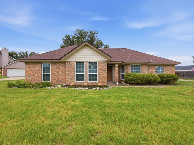 207 Country View Lane, Crandall, TX 75114