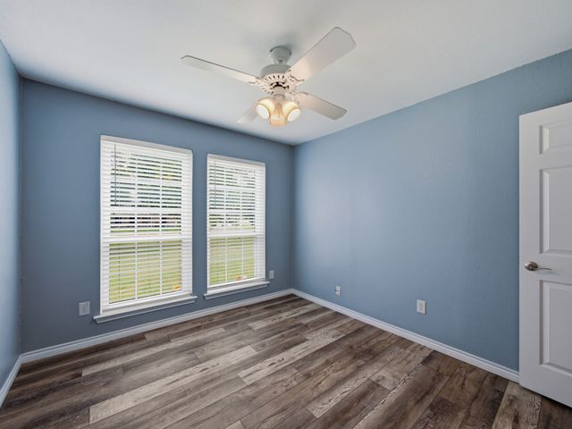 207 Country View Lane, Crandall, TX 75114