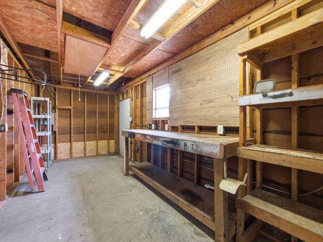 207 Country View Lane, Crandall, TX 75114