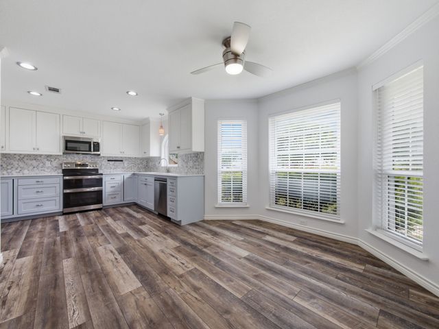 207 Country View Lane, Crandall, TX 75114