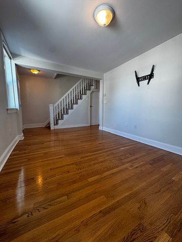 55 Harris St, Peabody, MA 01960