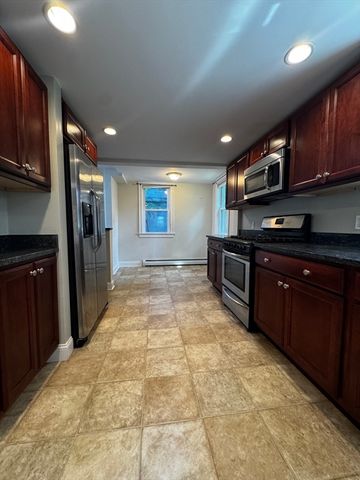 55 Harris St, Peabody, MA 01960