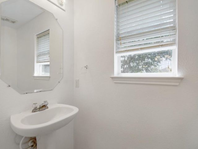 13600 Briarcreek LOOP, Manor, TX 78653