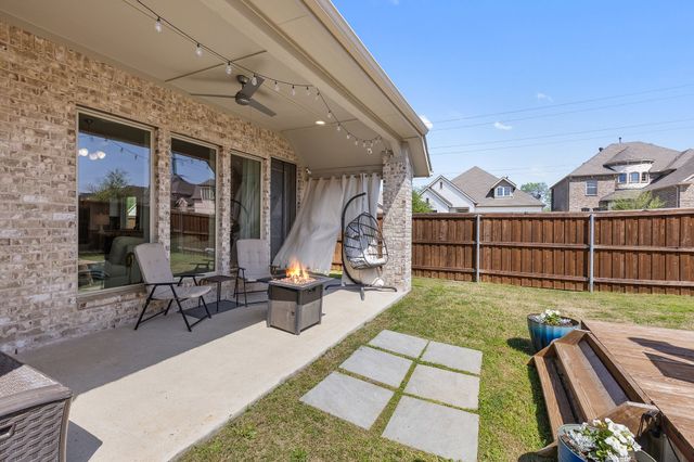 3733 Blue Stream Drive, Little Elm, TX 75068