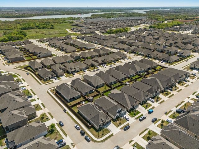 3733 Blue Stream Drive, Little Elm, TX 75068