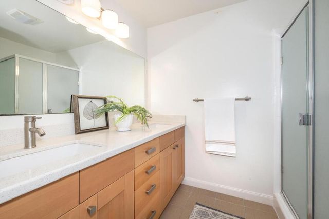 166 Sand Hill Circle, Menlo Park, CA 94025