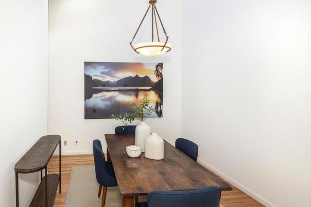 166 Sand Hill Circle, Menlo Park, CA 94025