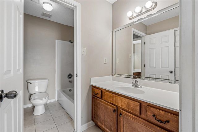 6156 FOREST OASIS CV, Bartlett, TN 38135