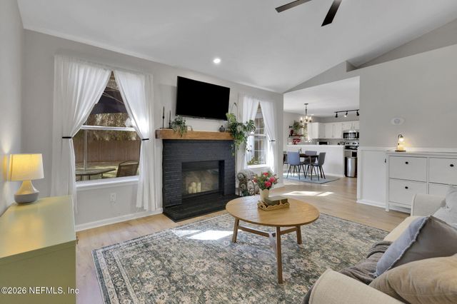 6564 ARANCIO Drive W, Jacksonville, FL 32244