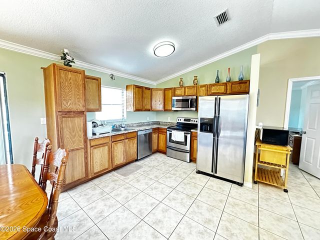 7200 Oakwood Avenue, Cocoa, FL 32927