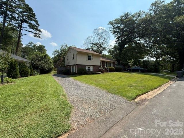 5023 Furman Place, Charlotte, NC 28210