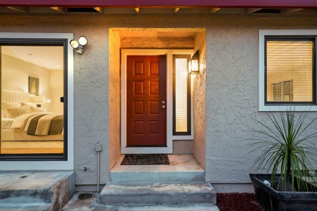 2007 Eucalyptus Court, Santa Clara, CA 95050