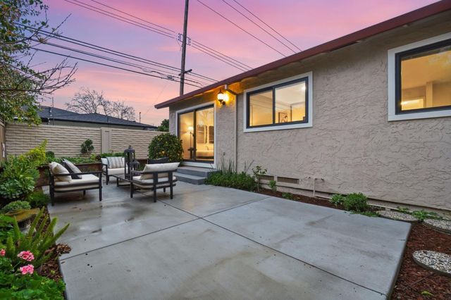 2007 Eucalyptus Court, Santa Clara, CA 95050