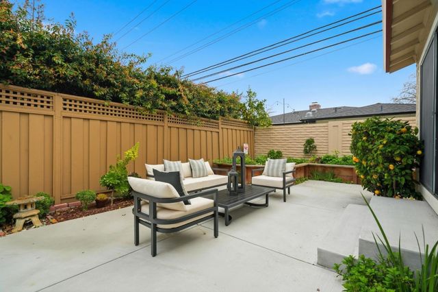 2007 Eucalyptus Court, Santa Clara, CA 95050