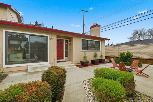 2007 Eucalyptus Court, Santa Clara, CA 95050