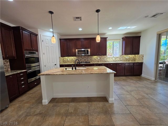 5495 Alden Bend Drive, Las Vegas, NV 89135