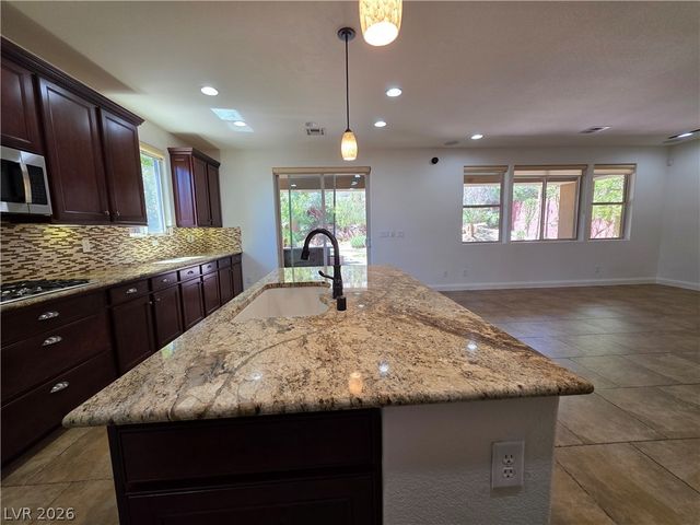 5495 Alden Bend Drive, Las Vegas, NV 89135