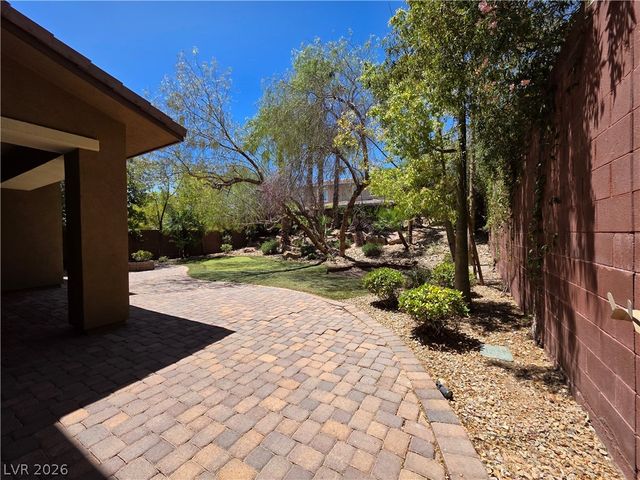 5495 Alden Bend Drive, Las Vegas, NV 89135