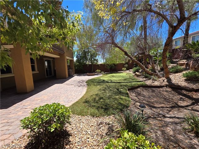 5495 Alden Bend Drive, Las Vegas, NV 89135