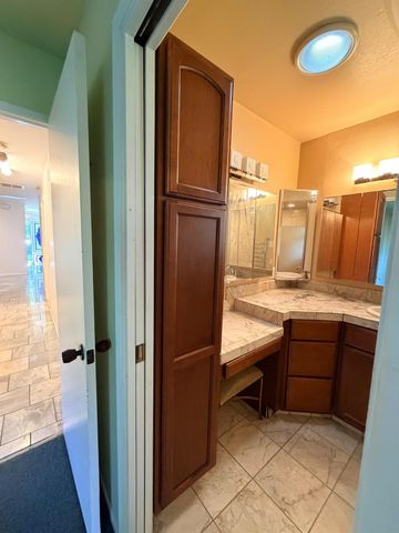 1708 Le Bec Ct, Lodi, CA 95240