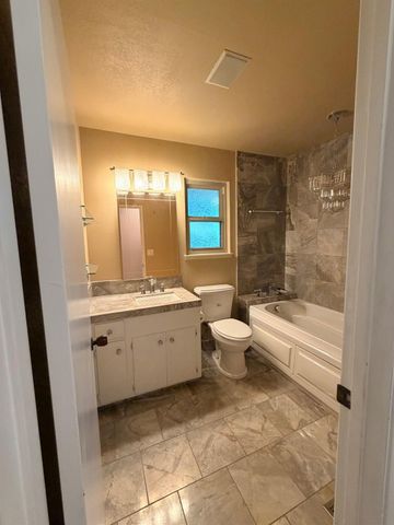 1708 Le Bec Ct, Lodi, CA 95240