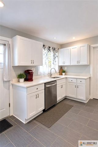 35 Pensdale Lane, Willingboro, NJ 08046