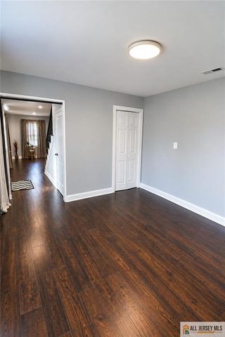 35 Pensdale Lane, Willingboro, NJ 08046