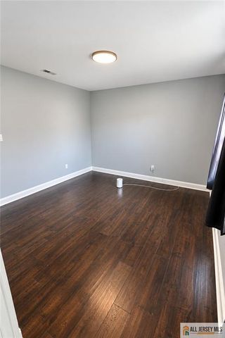 35 Pensdale Lane, Willingboro, NJ 08046
