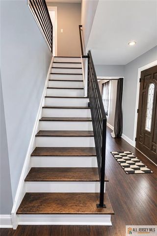 35 Pensdale Lane, Willingboro, NJ 08046
