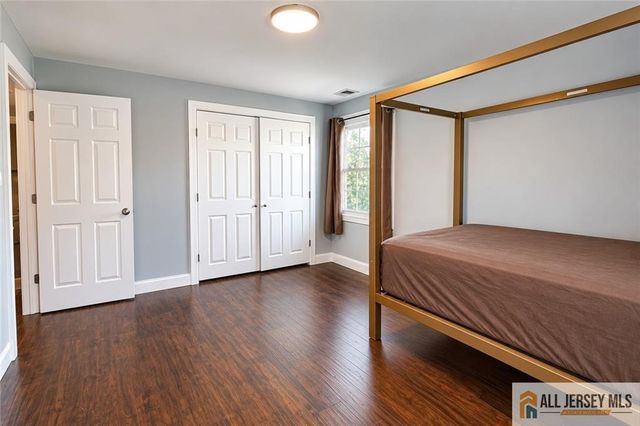 35 Pensdale Lane, Willingboro, NJ 08046