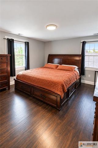 35 Pensdale Lane, Willingboro, NJ 08046