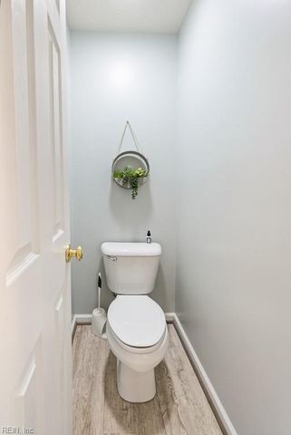 200 Keswick PL, Smithfield, VA 23430