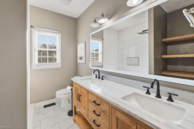 200 Keswick PL, Smithfield, VA 23430