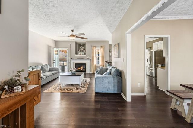 200 Keswick PL, Smithfield, VA 23430