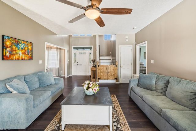 200 Keswick PL, Smithfield, VA 23430