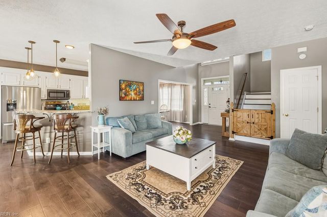 200 Keswick PL, Smithfield, VA 23430