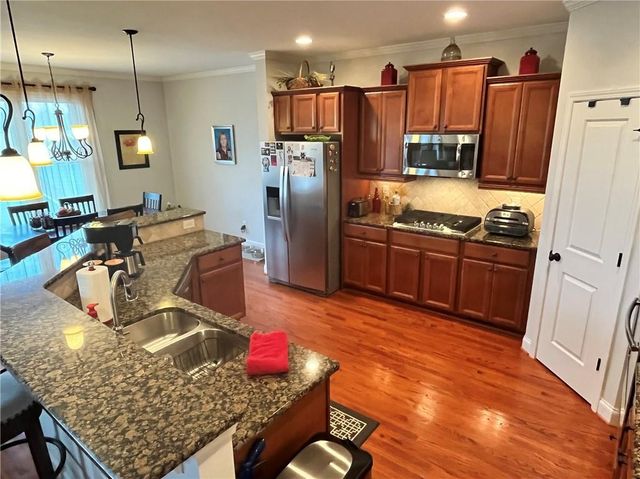 307 Cornerstone Trace, Woodstock, GA 30188