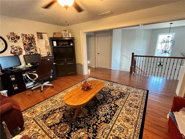 307 Cornerstone Trace, Woodstock, GA 30188