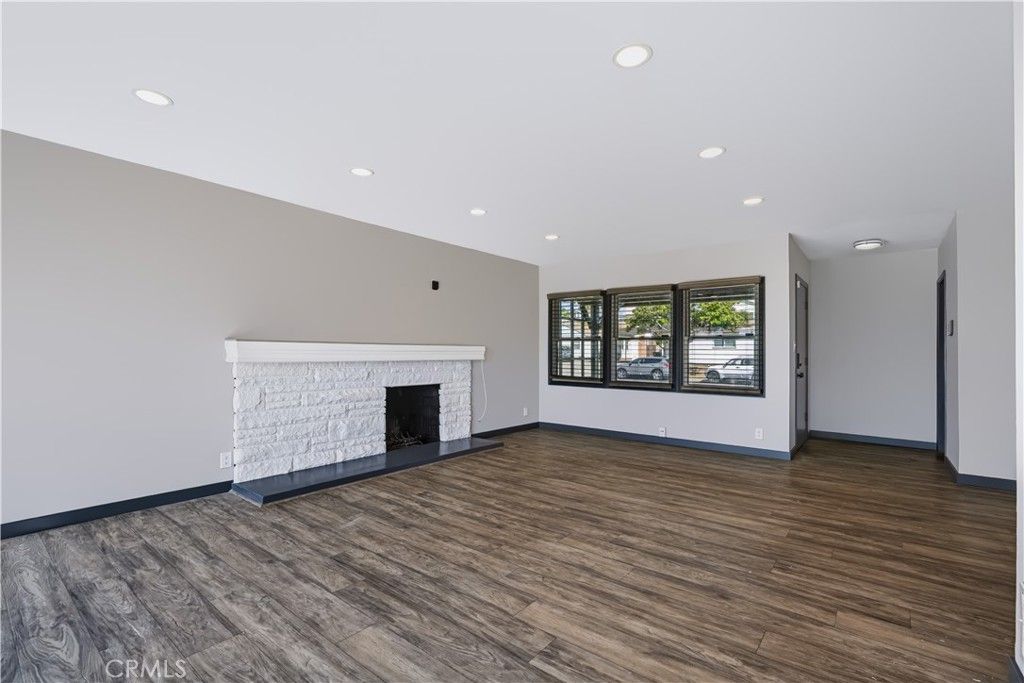 11619 Tarron Avenue, Hawthorne, CA 90250 — photo 4