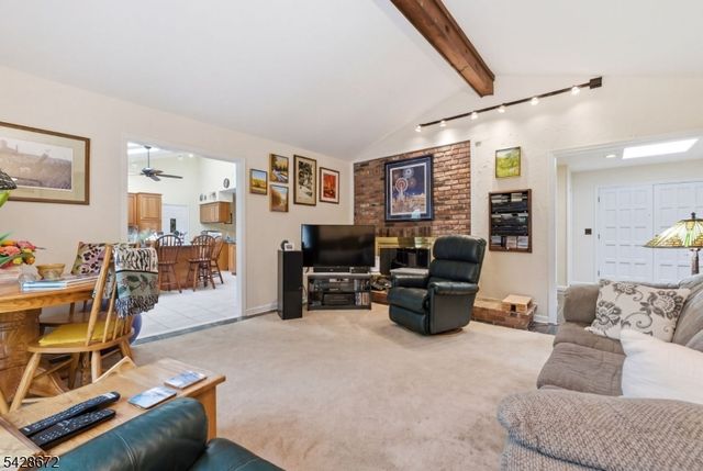 241 Hillside Avenue, Roxbury Twp., NJ 07836