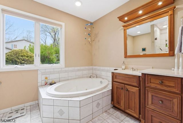 241 Hillside Avenue, Roxbury Twp., NJ 07836