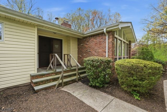 241 Hillside Avenue, Roxbury Twp., NJ 07836