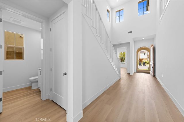 118 Sunnybank, Irvine, CA 92618
