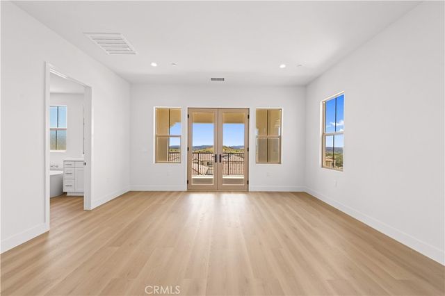 118 Sunnybank, Irvine, CA 92618